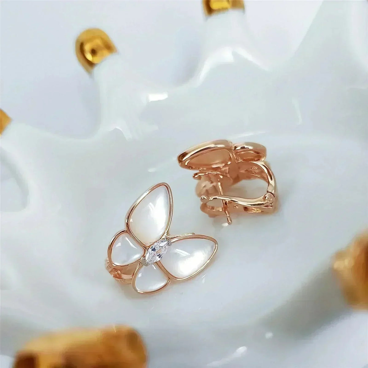 [⭐Luxery]BUTTERFLY MOP DIAMOND EARRINGS