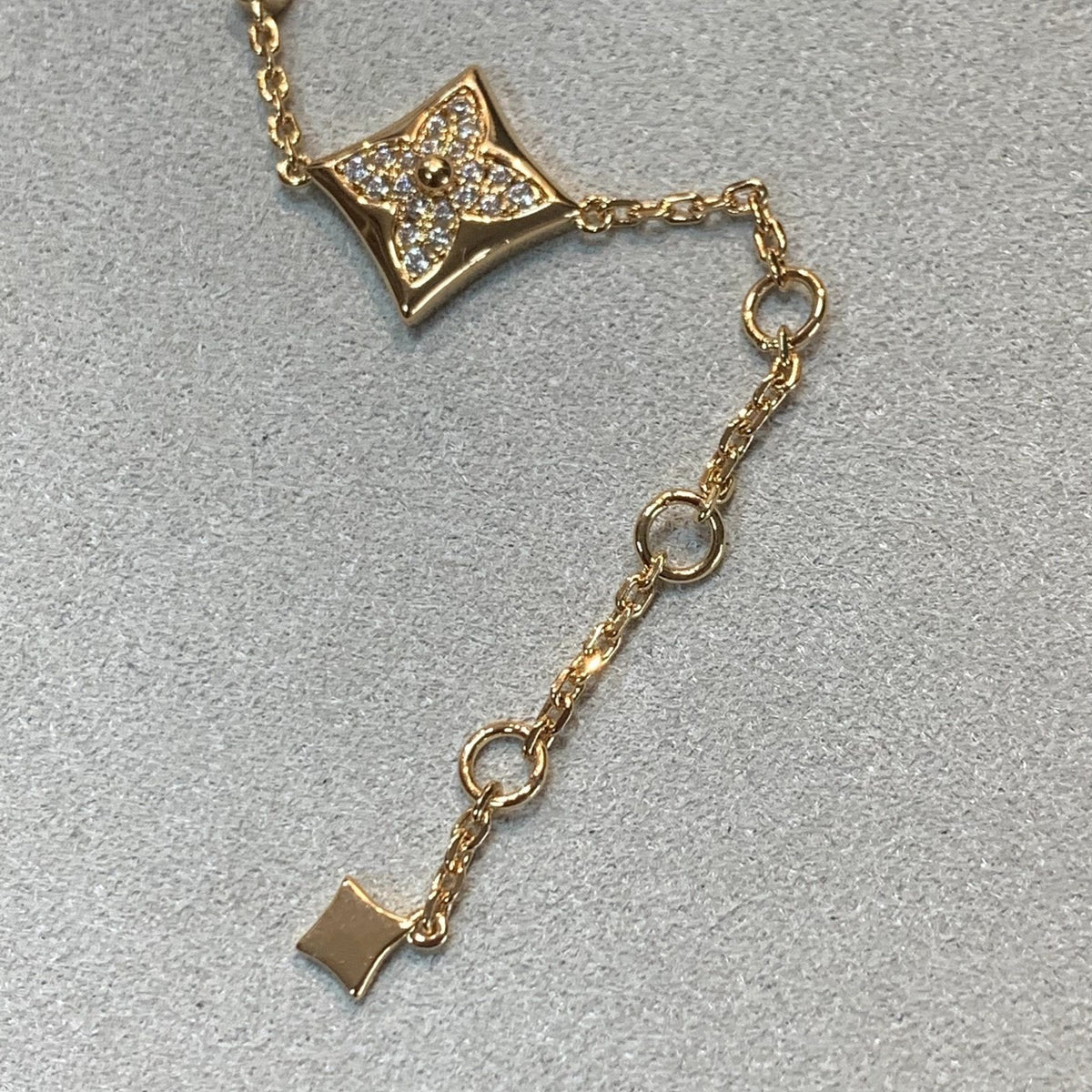 [⭐Luxery]STAR AND SUN 4 MOTIFS GOLD DIAMONDS BRACELET
