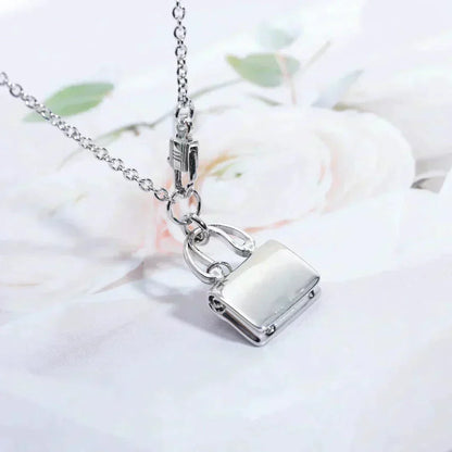 [⭐Luxery]AMULETTE PEDANT SILVER NECKLACE