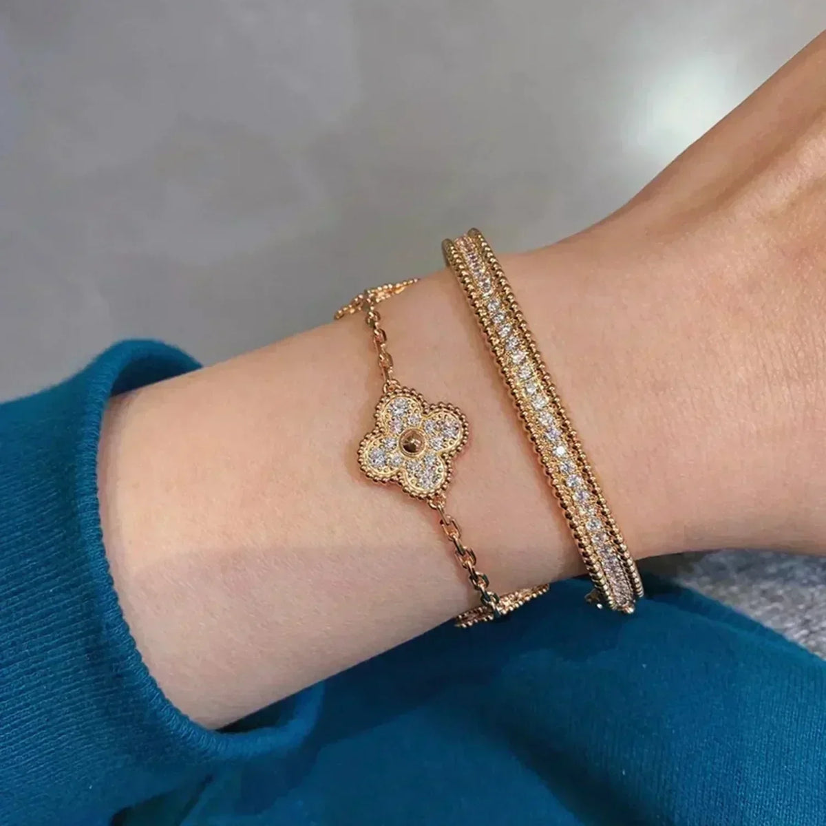 [⭐Luxery] CLOVER 5 MOTIF FULL DIAMOND BRACELET COLLECTION