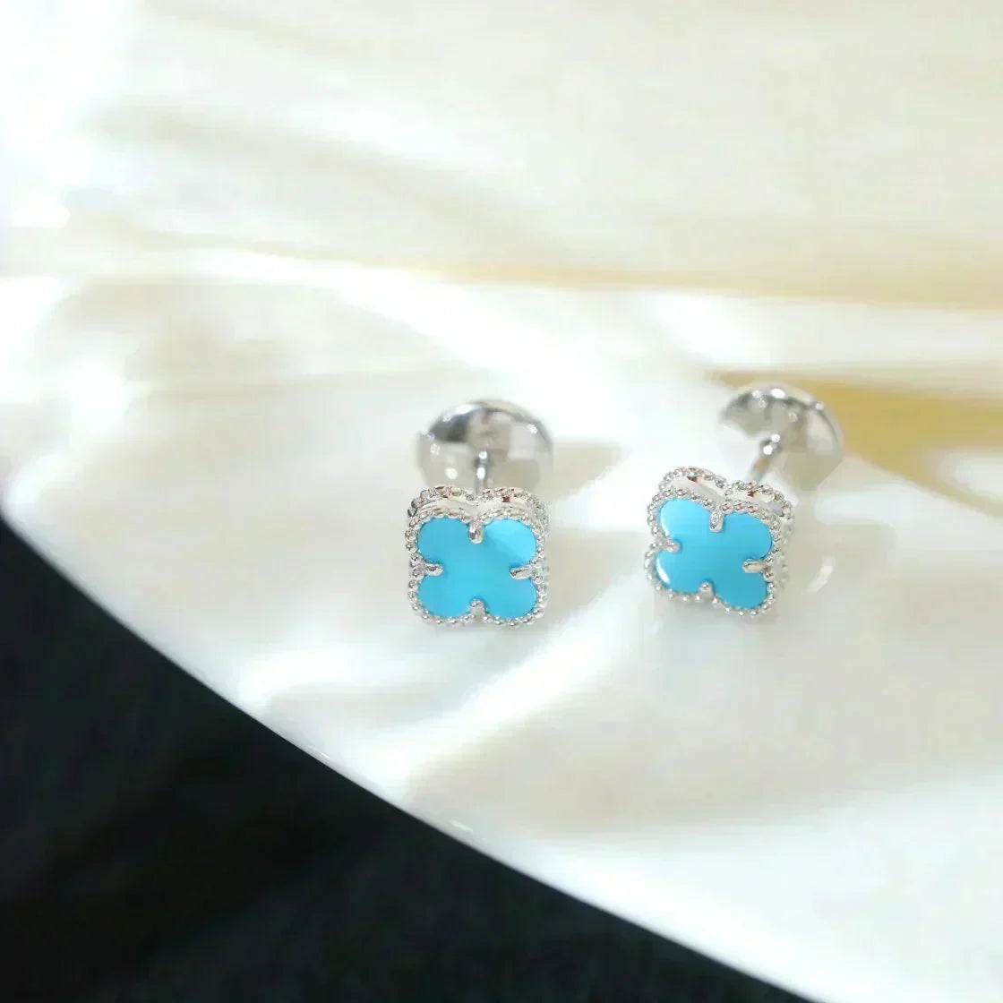 [⭐Luxery]CLOVER MINI 9.5MM ONYX STUD EARRINGS SILVER
