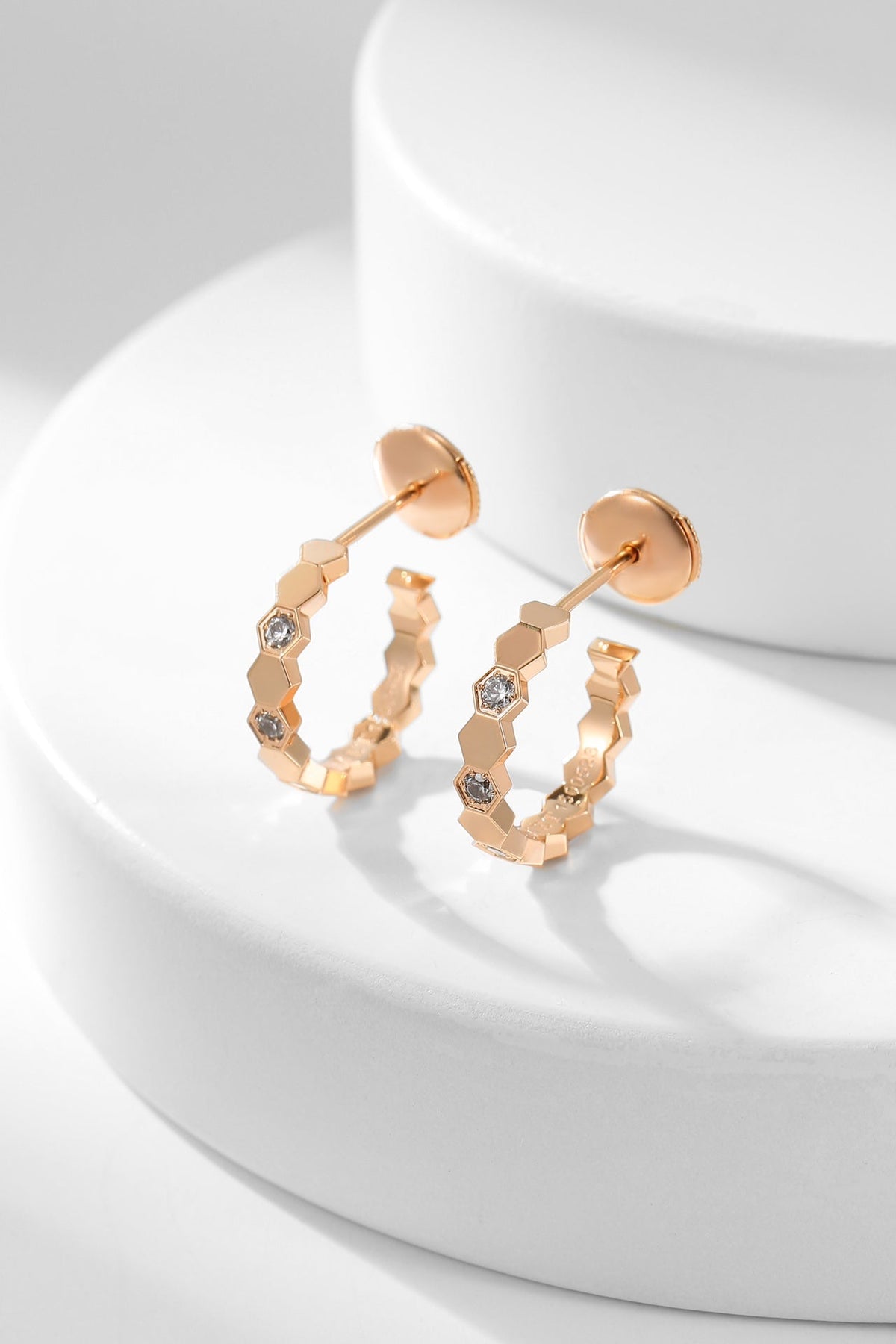 [⭐Luxery]BEE LOVE DIAMOND HOOP EARRINGS