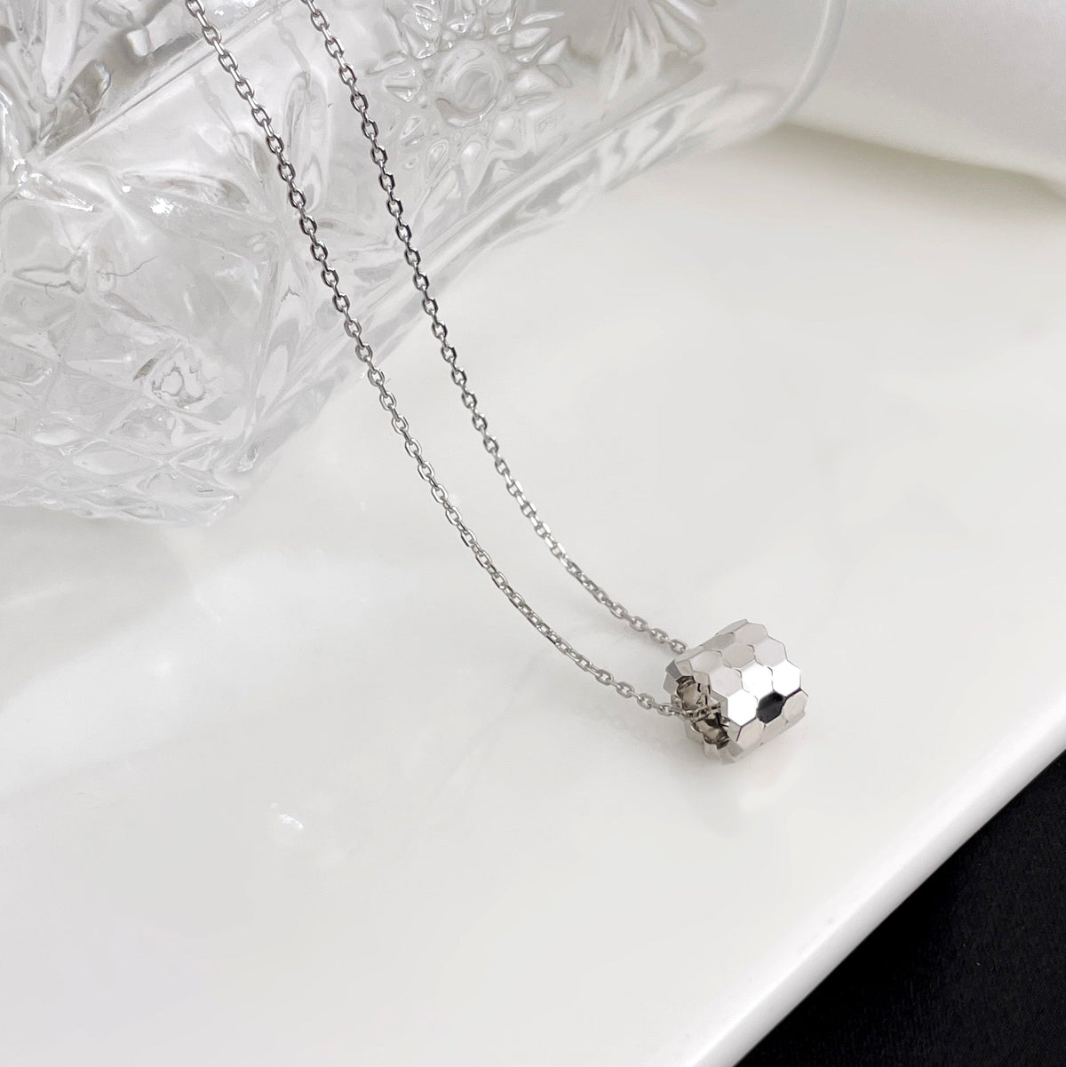 [⭐Luxery]BEE MINI NECKLACE