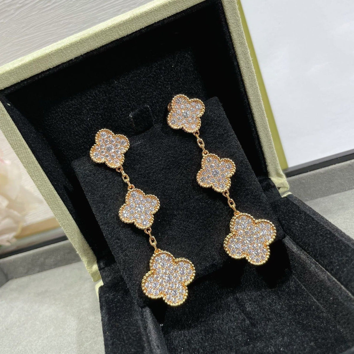 [⭐Luxery]CLOVER 3 MOTIFS DIAMOND PAVED ROSE GOLD EARRINGS