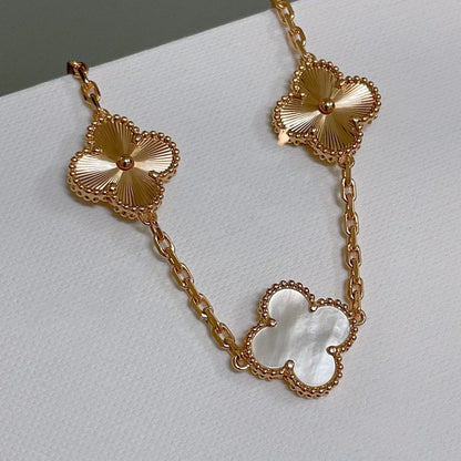 [⭐Luxery]CLOVER WHITE PEARL MOP 5 MOTIF BRACELET COLLECTION
