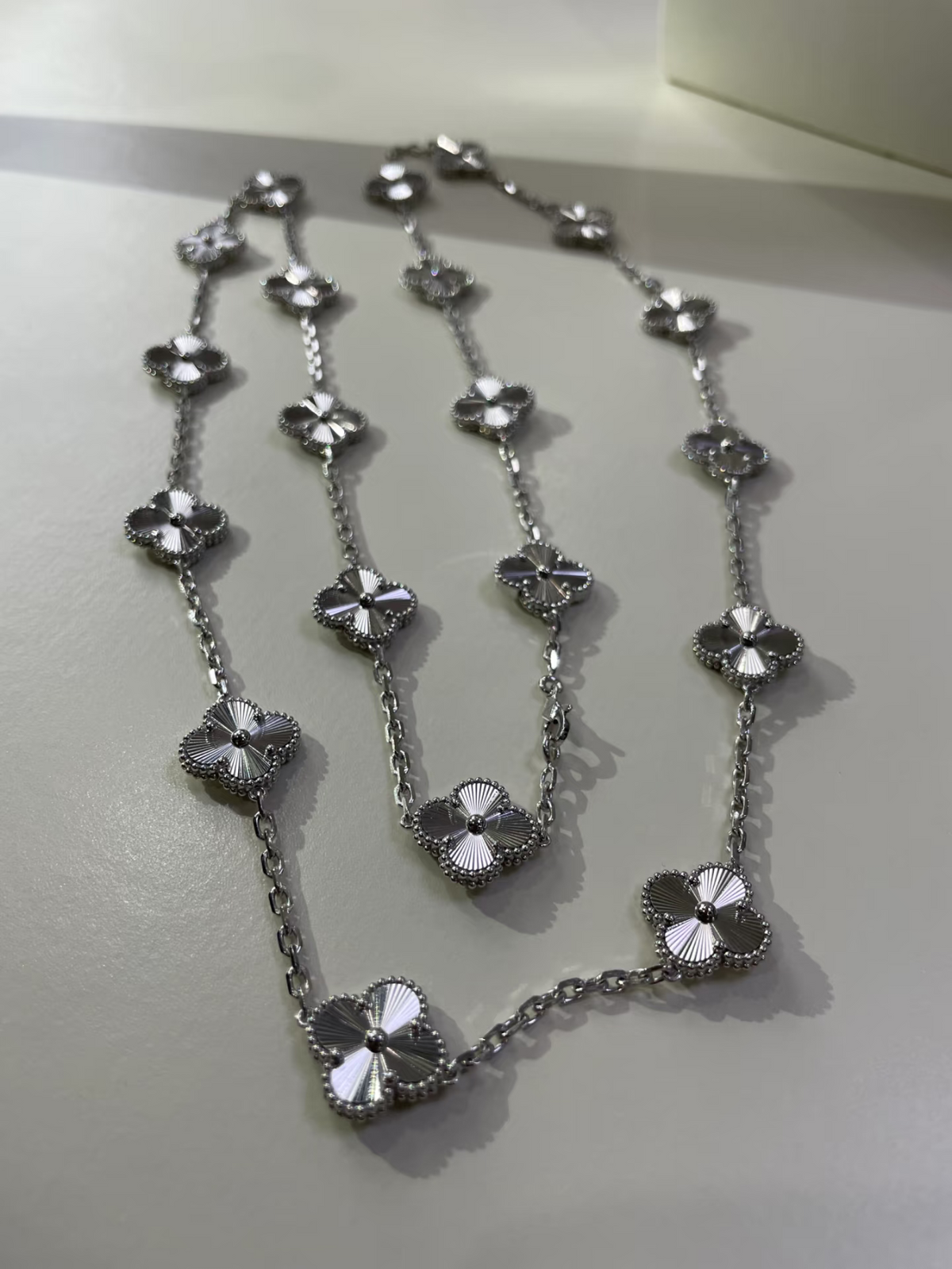 [⭐Luxery]CLOVER 20 MOTIFS SILVER LASER