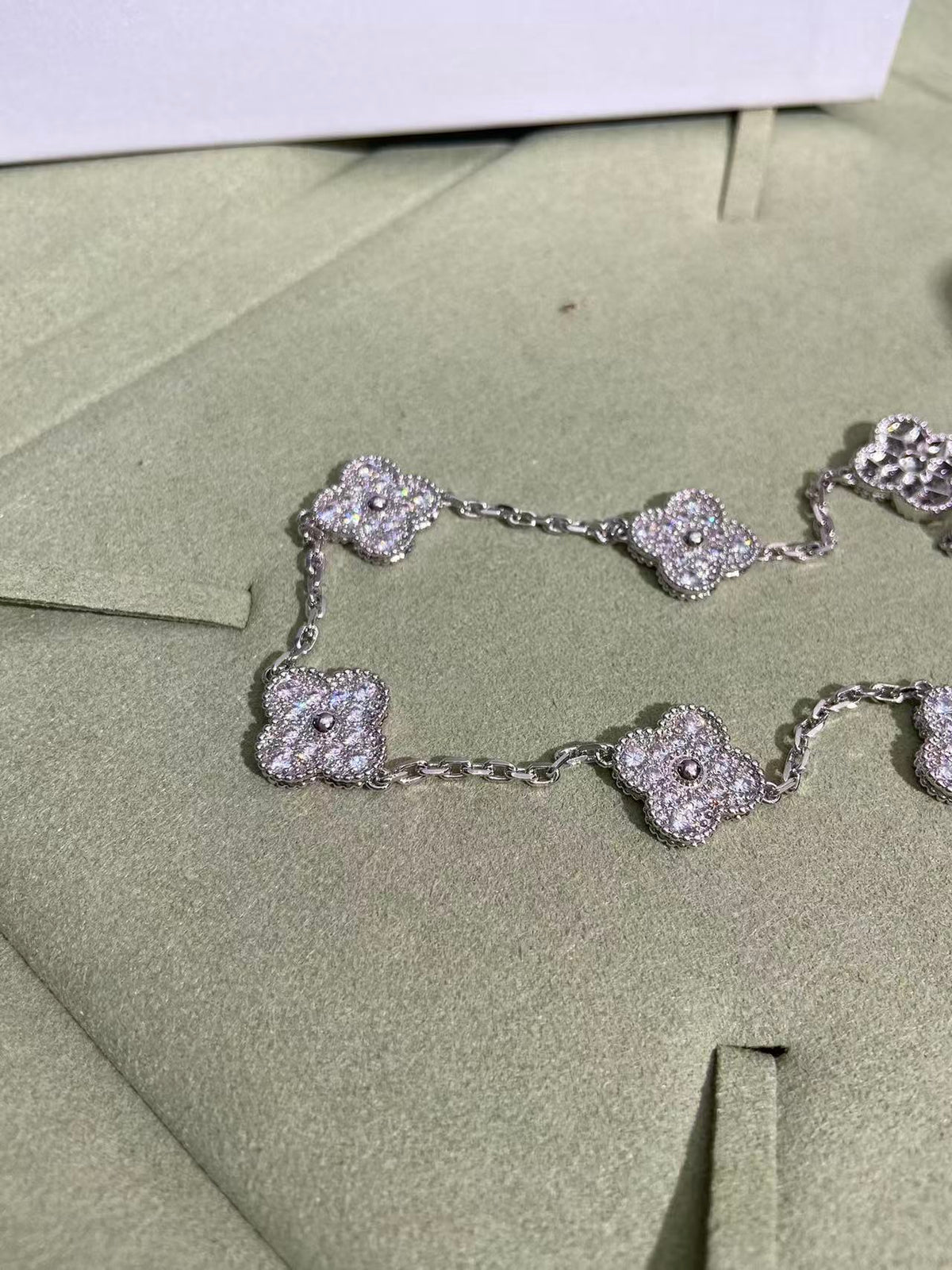 [⭐Luxery]CLOVER 10 MOTIFS  FULL DIAMOND NECKLACE