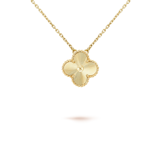 [⭐Luxery]CLOVER 15MM LASER NECKLACE AND BOX